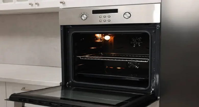 Self Cleaning Ovens: The Ultimate Guide to Effortless Oven Maintenance